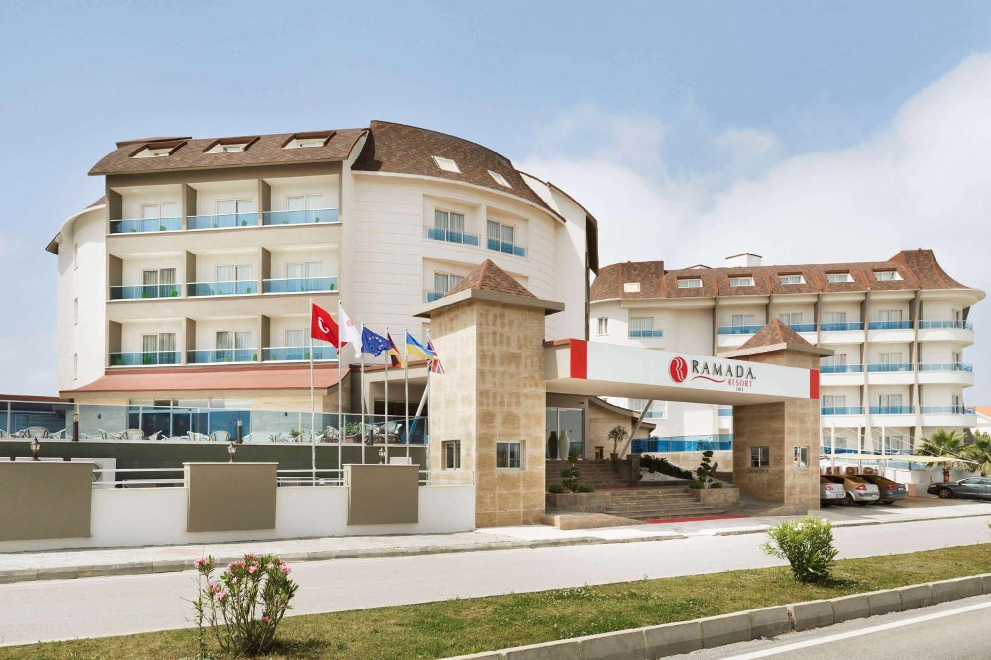 Ramada Отель Сиде